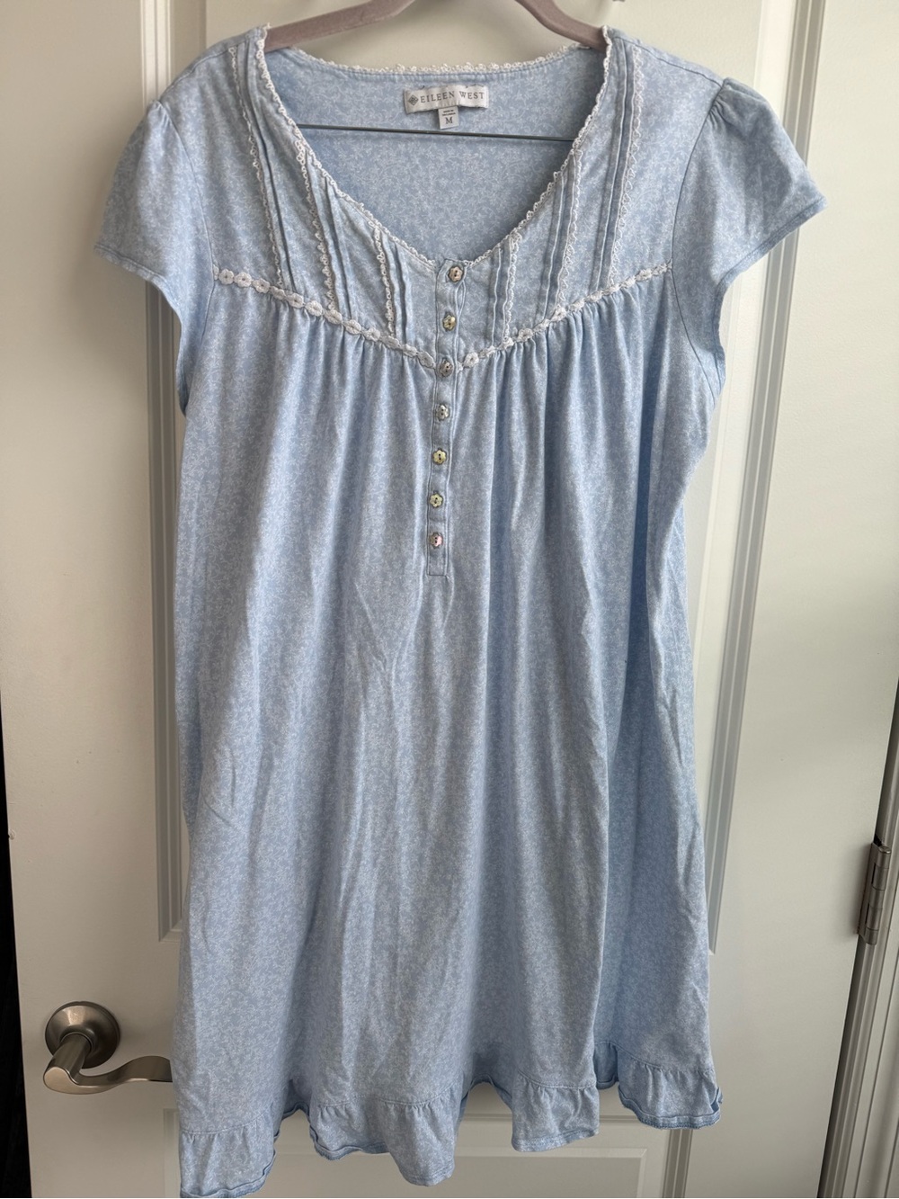 Eileen West Cap Sleeve Ruffle Hem Nightgown Traditional Sleepwear Lace Medium